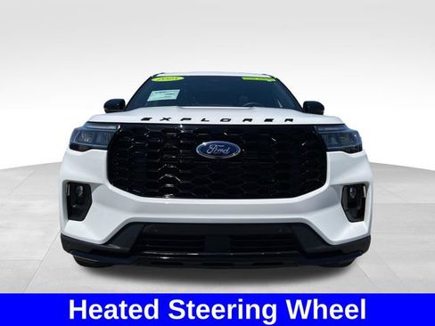 Used 2025 Ford Explorer ST-Line AWD/4WD image 8