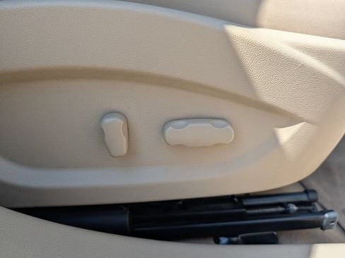 Used 2010 Buick LaCrosse CXS w/ Touring Package FWD image 25