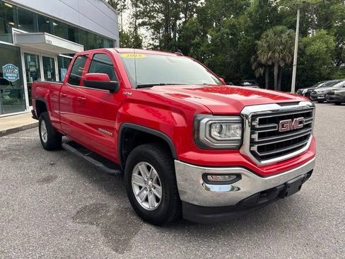 Used 2018 GMC Sierra 1500 SLE w/ SLE Value Package AWD/4WD image 7