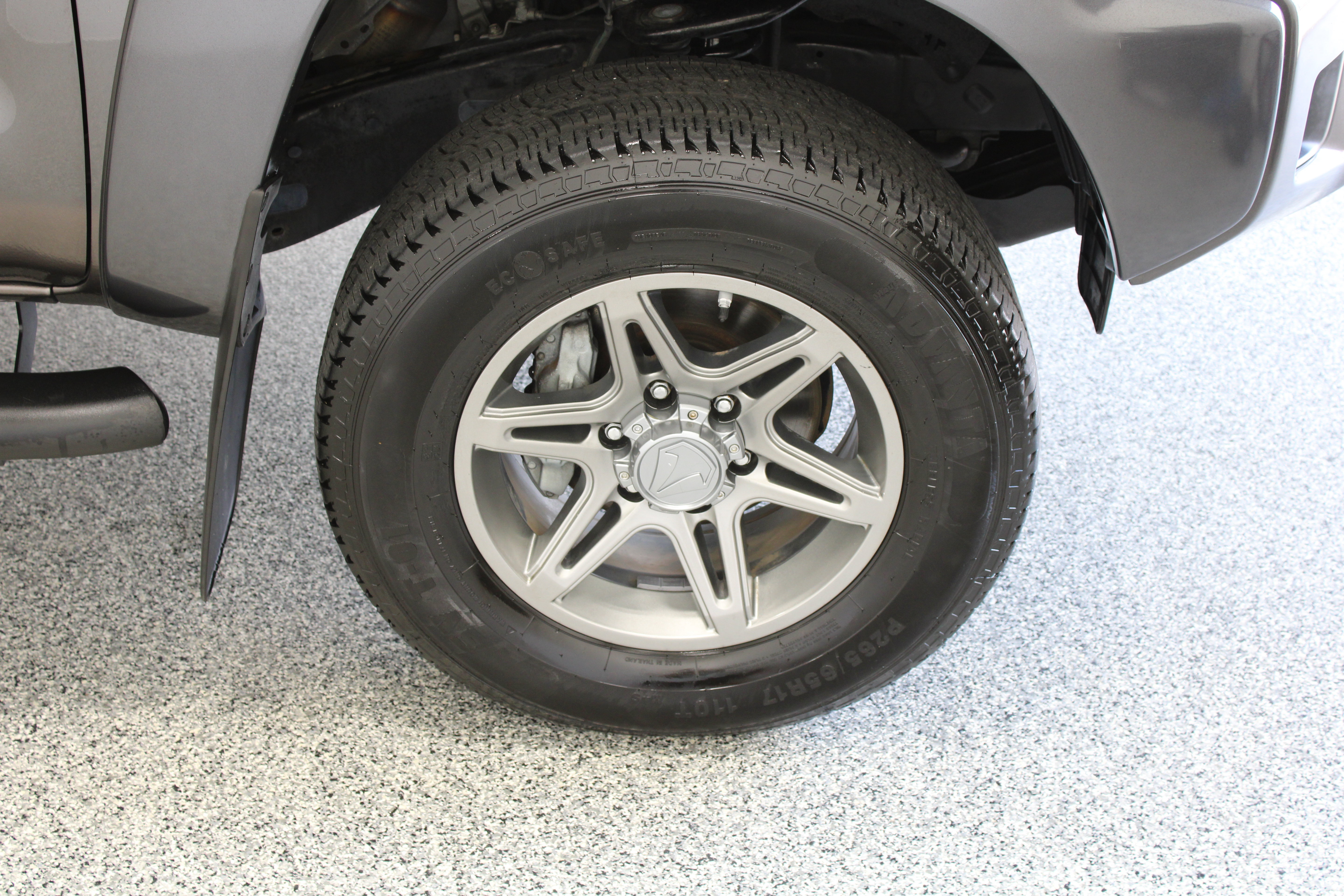 Used 2013 Toyota Tacoma 4x4 Double Cab w/ SR5 Pkg image 5