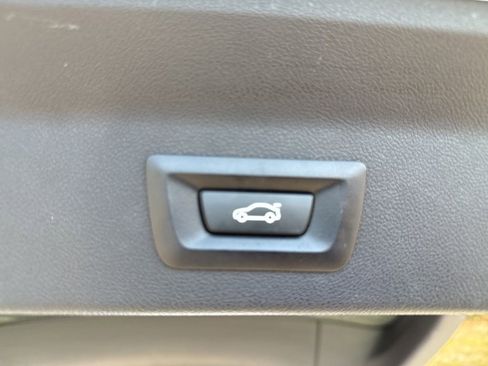 Used 2022 BMW X3 xDrive30i AWD/4WD image 23