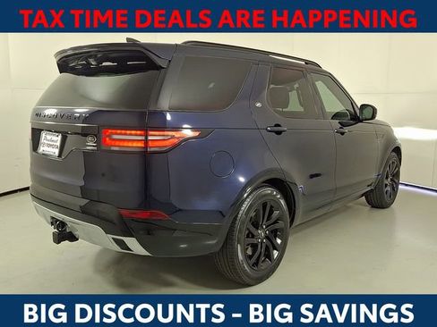 Used 2020 Land Rover Discovery Landmark image 8