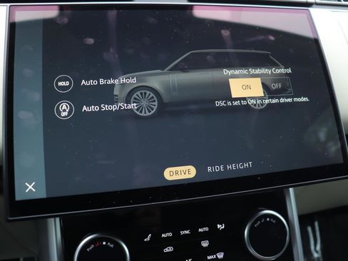 Used 2023 Land Rover Range Rover Long Wheelbase Autobiography image 38