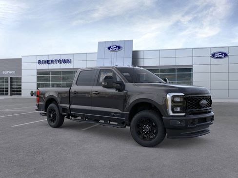 New 2026 Ford F250 Lariat w/ Black Appearance Package image 7