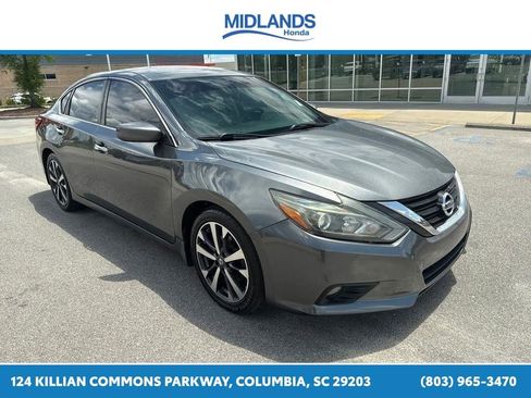 Used 2016 Nissan Altima 2.5 SR FWD image 1