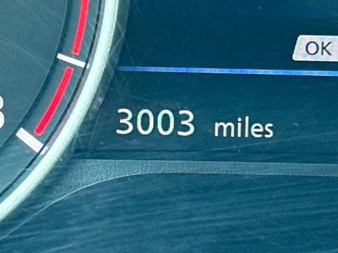 Used 2025 Nissan Sentra SV w/ Trunk Package image 15