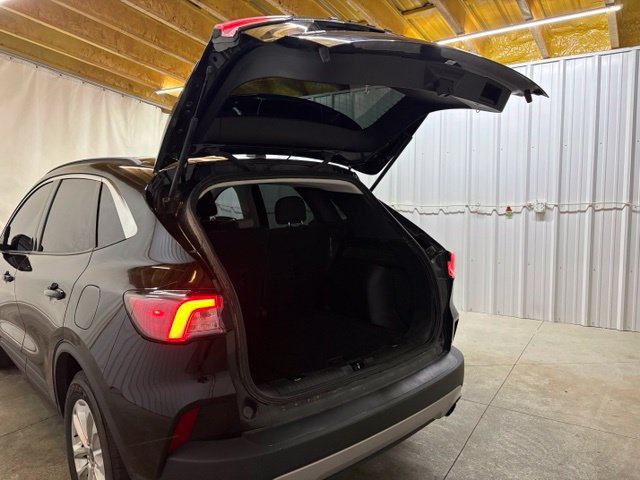 Used 2021 Ford Escape SE w/ Cold Weather Package FWD image 9
