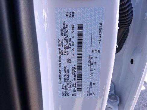 New 2025 Ford F450 XL w/ XL Chrome Package image 22