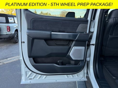 Used 2025 Ford F250 Platinum image 42