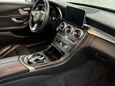 Used 2016 Mercedes-Benz C 300 4MATIC Sedan image 36