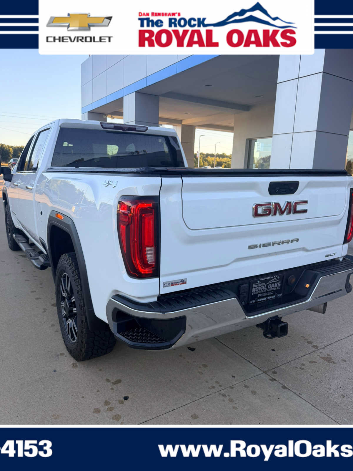 Used 2021 GMC Sierra 2500 SLT w/ Gooseneck/5TH Wheel Package AWD/4WD image 3