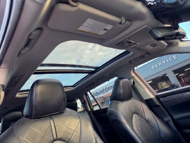 Used 2020 Toyota Highlander Platinum AWD/4WD image 18