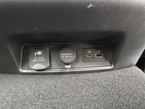 Used 2022 Nissan Armada SL w/ Midnight Edition Package AWD/4WD image 20