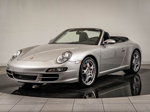 Used 2005 Porsche 911 Carrera S image 12
