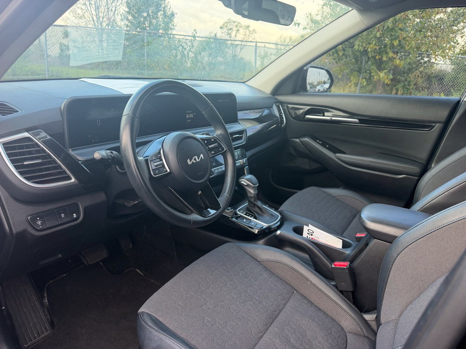 Used 2024 Kia Seltos S AWD/4WD image 12