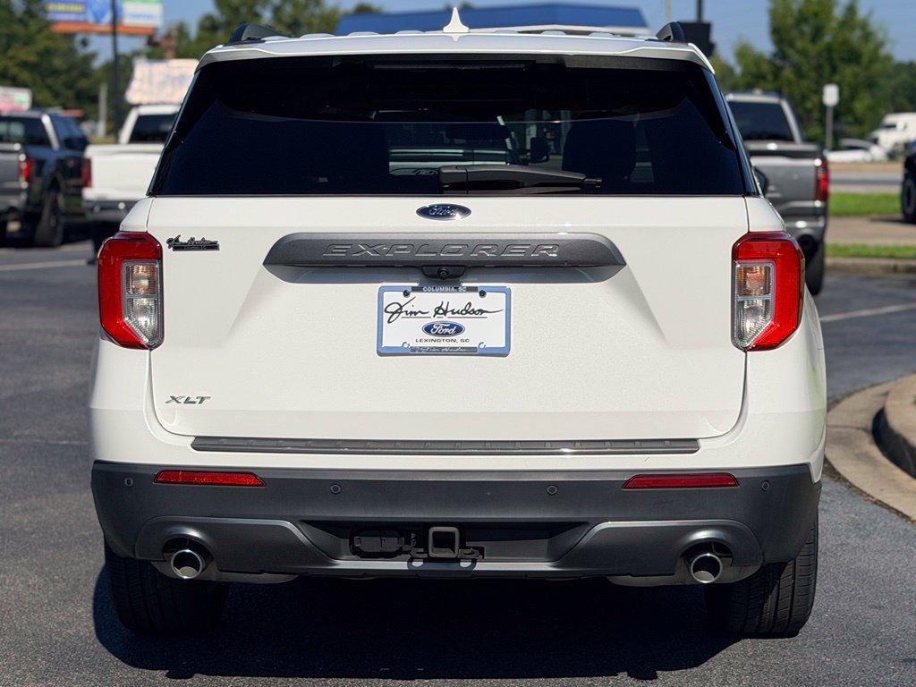 Certified 2023 Ford Explorer XLT w/ Equipment Group 202A RWD image 6