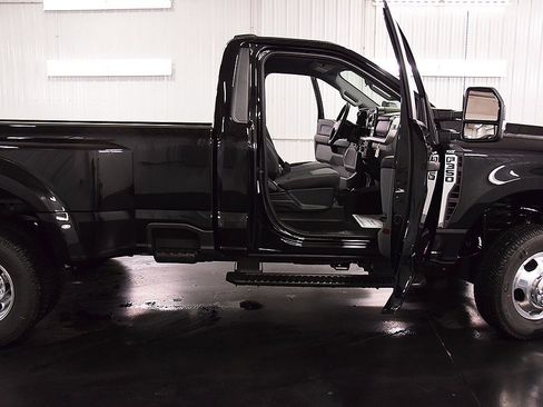 New 2026 Ford F350 XLT w/ 360-Degree Camera Package image 30