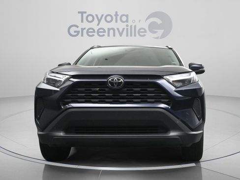 Used 2025 Toyota RAV4 XLE image 23