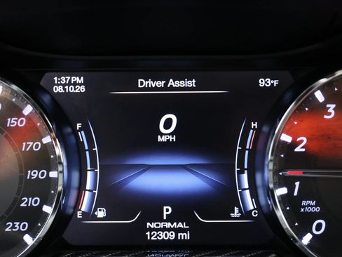 Used 2022 Maserati Quattroporte Trofeo RWD image 27