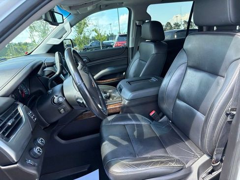 Used 2019 Chevrolet Tahoe LT AWD/4WD image 2