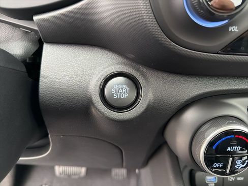 New 2026 Hyundai Venue SEL FWD image 25
