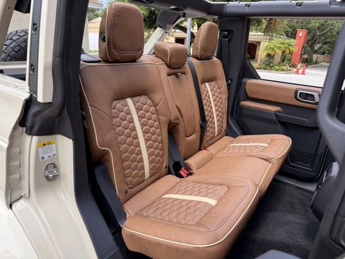 Used 2026 Ford Bronco Outer Banks AWD/4WD image 23