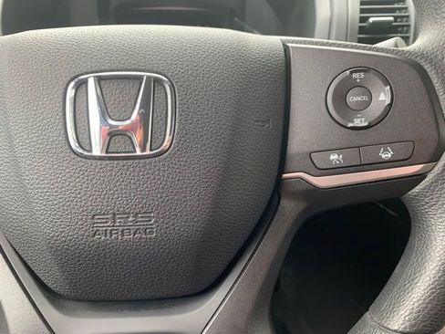 Used 2023 Honda Odyssey EX image 8