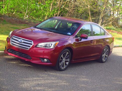 Used 2015 Subaru Legacy 2.5i Limited AWD/4WD image 23