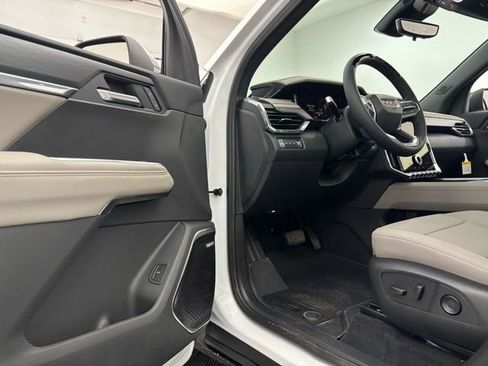 New 2026 GMC Acadia Elevation w/ Super Cruise Package image 19