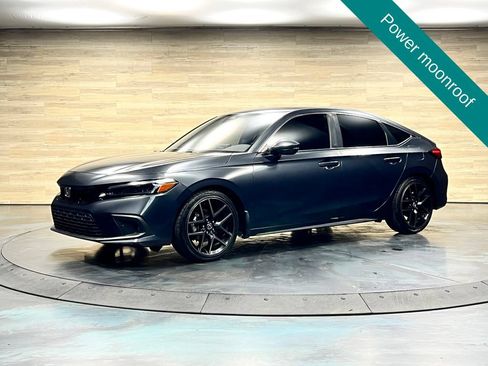 Used 2023 Honda Civic Sport Touring image 9