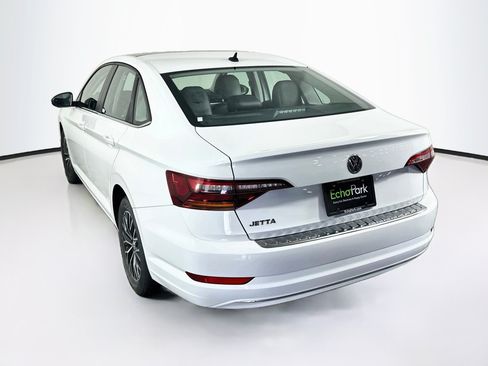 Used 2019 Volkswagen Jetta SE FWD image 5
