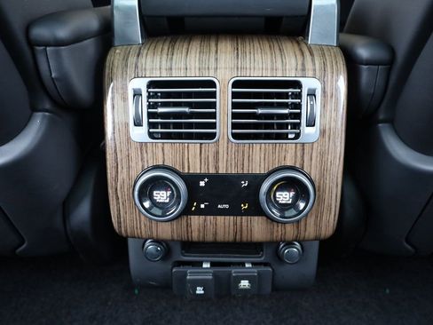 Used 2020 Land Rover Range Rover HSE image 41