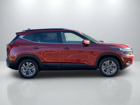 Certified 2024 Kia Seltos S AWD/4WD image 10