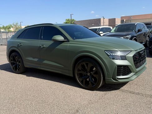Used 2023 Audi RS Q8 AWD/4WD image 3