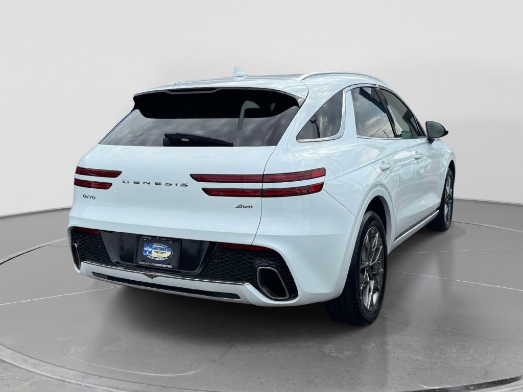 Certified 2024 Genesis GV70 2.5T AWD/4WD image 4