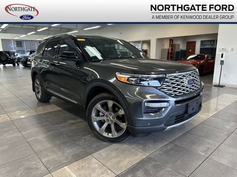 Used 2020 Ford Explorer Platinum w/ Premium Technology Package AWD/4WD image 1