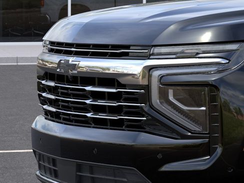 New 2026 Chevrolet Suburban LT w/ LPO, Dark Essentials Package AWD/4WD image 37