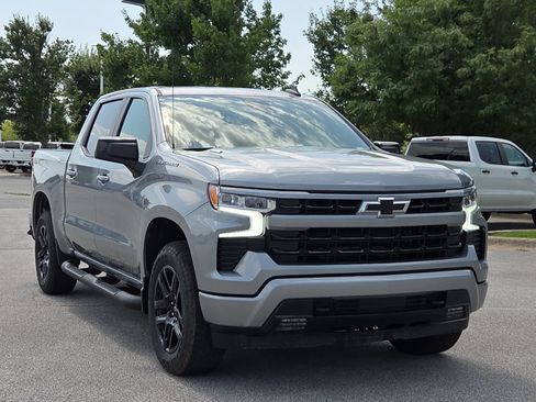 New 2026 Chevrolet Silverado 1500 RST w/ RST Select Package AWD/4WD image 1