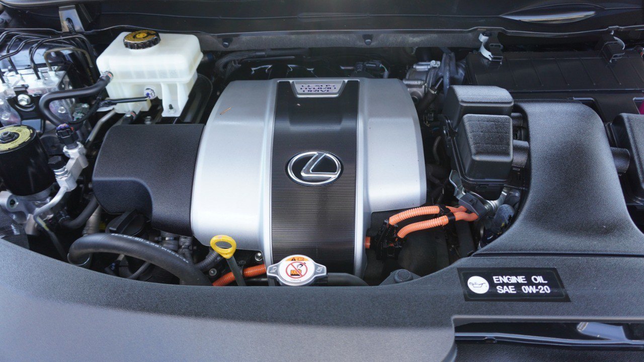 Certified 2022 Lexus RX 450h F Sport w/ Cold Area Package (CT) AWD/4WD image 37
