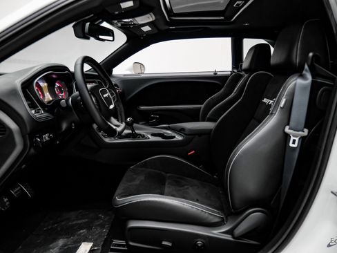 Used 2023 Dodge Challenger SRT Hellcat w/ Driver Convenience Group image 37