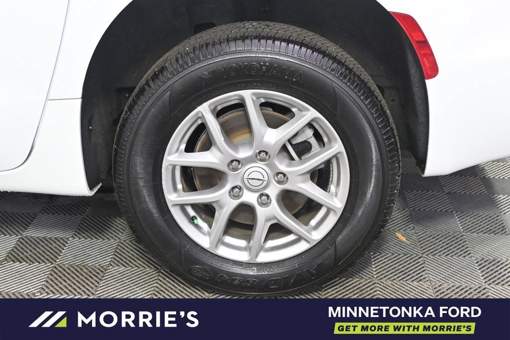 Used 2026 Chrysler Pacifica Select FWD image 23
