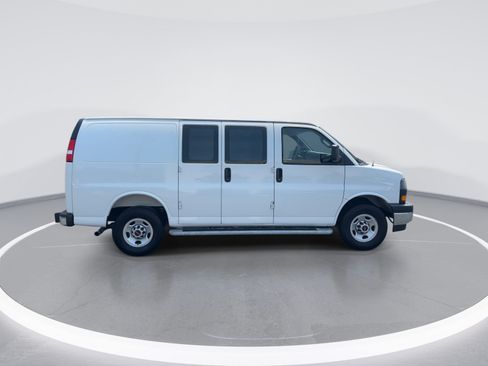 Used 2025 GMC Savana 2500 w/ Driver Convenience Package RWD image 10
