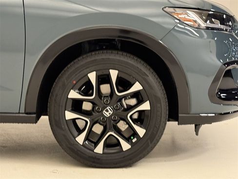 New 2026 Honda HR-V EX-L image 6