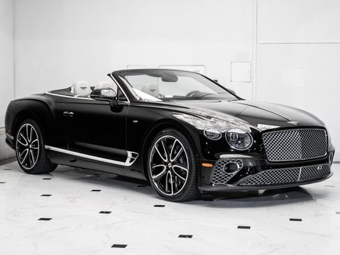 Certified 2020 Bentley Continental GT V8 AWD/4WD image 7