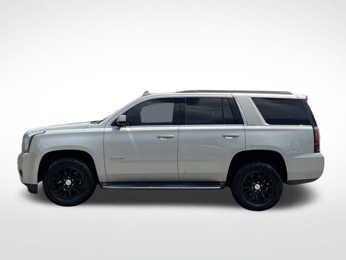 Used 2016 GMC Yukon SLT RWD image 2
