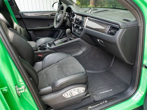 Used 2023 Porsche Macan GTS image 29