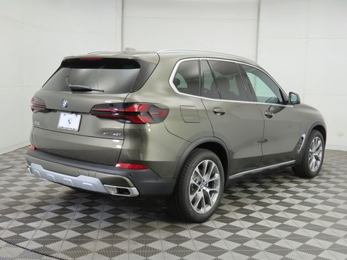 New 2026 BMW X5 xDrive40i w/ Premium Package image 5