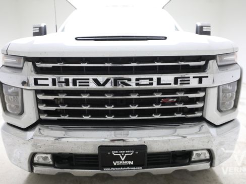 Used 2021 Chevrolet Silverado 3500 LTZ AWD/4WD image 8
