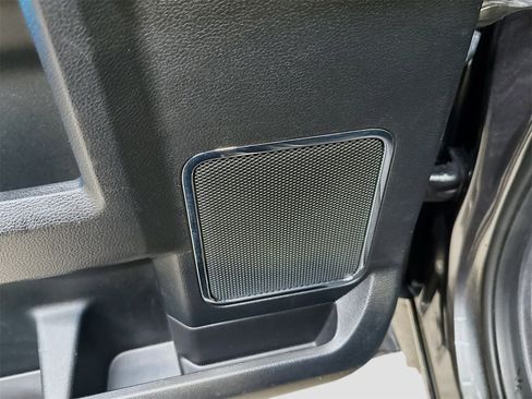 Used 2017 Ford F150 Lariat w/ Equipment Group 502A Luxury image 26