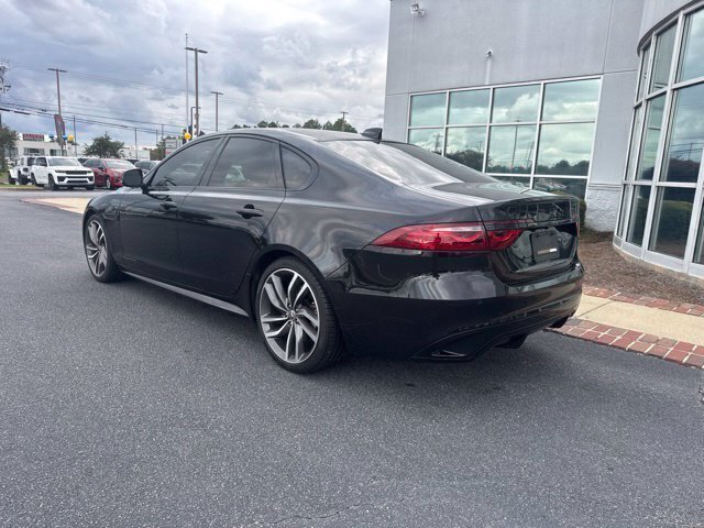 Used 2024 Jaguar XF R-Dynamic SE AWD/4WD image 9